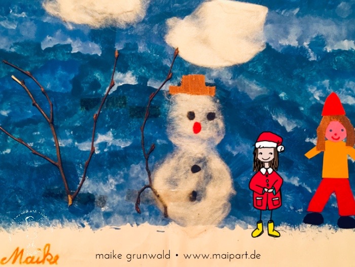 Experimente mit Blautönen: Schneemann in Winterlandschaft
